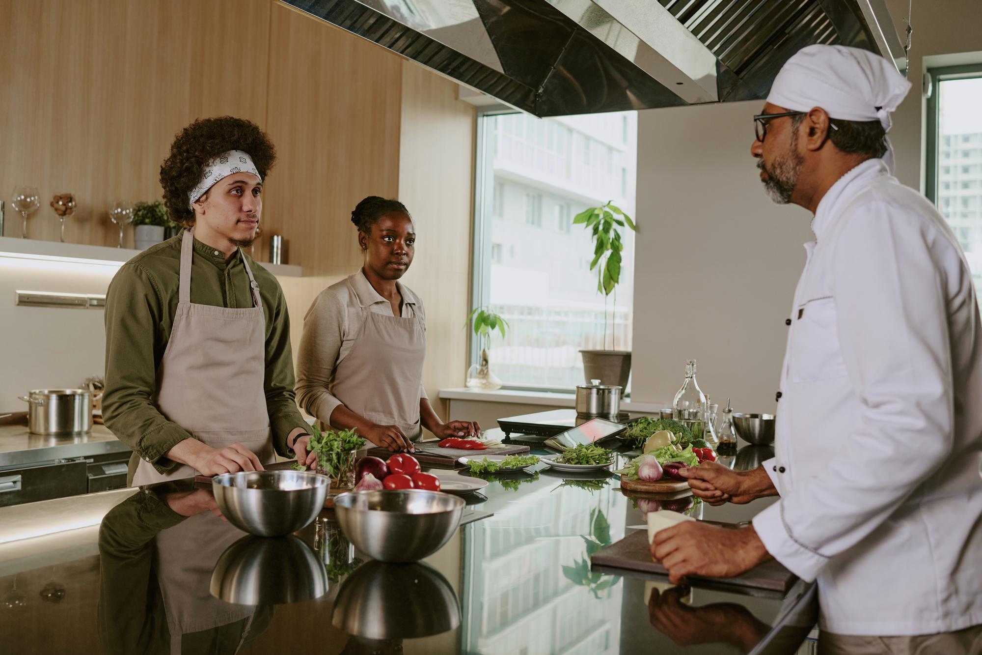 Small group workshop with chef